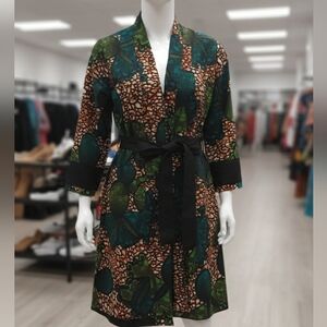 Elegant Green and Black Women's Cape